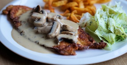 Hühnerbrust mit Pilzen