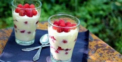 Himbeer-Quarkcreme mit Mandeln